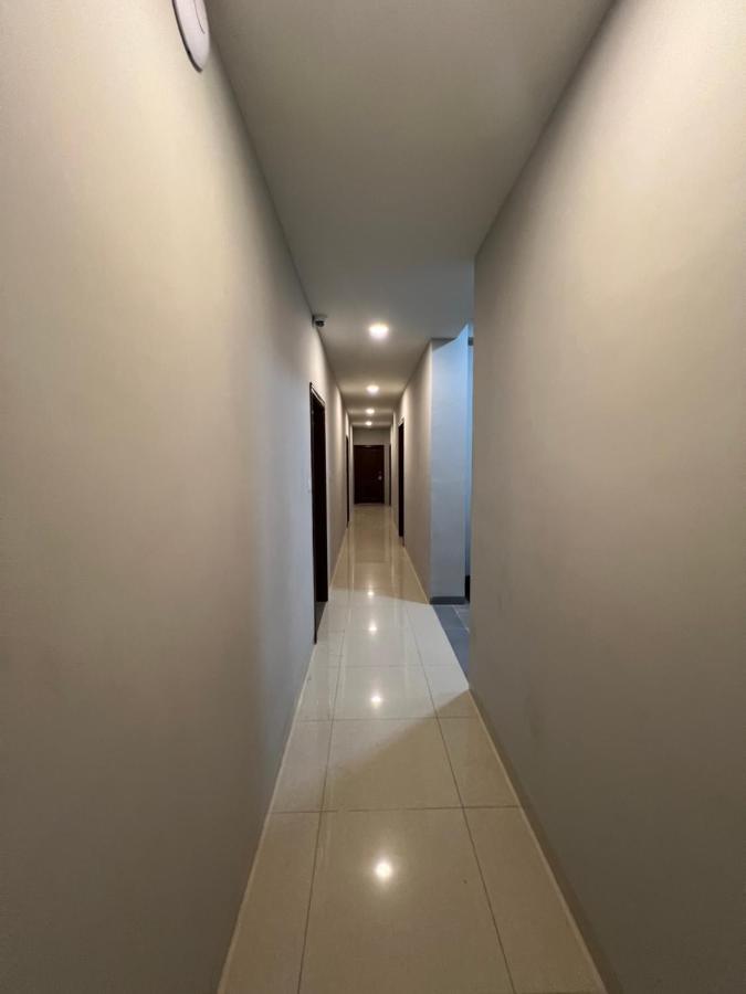 Hotel Golf Coast Kinshasa Esterno foto